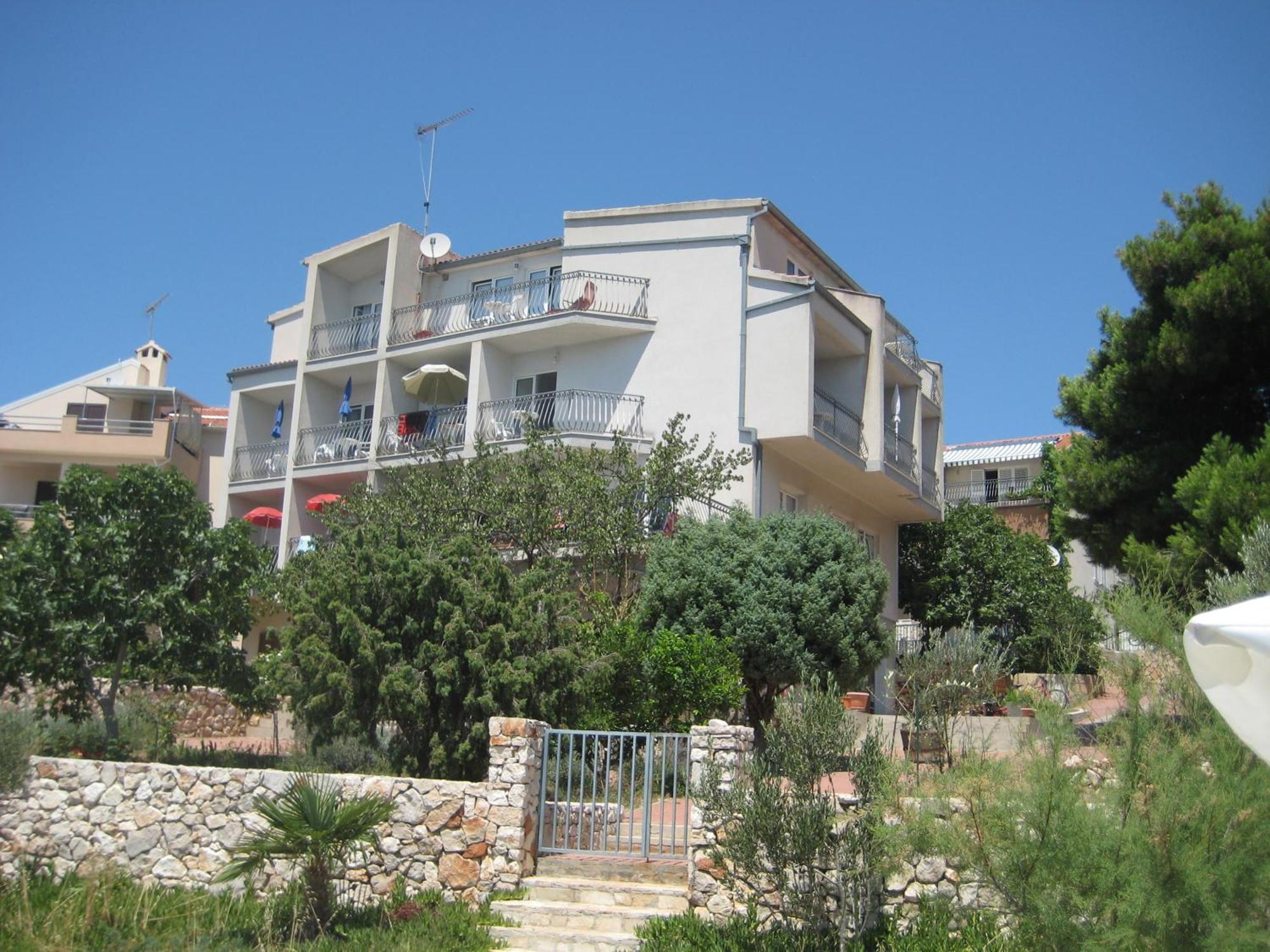 Apartments Pralija Mile Zaboric Exterior photo