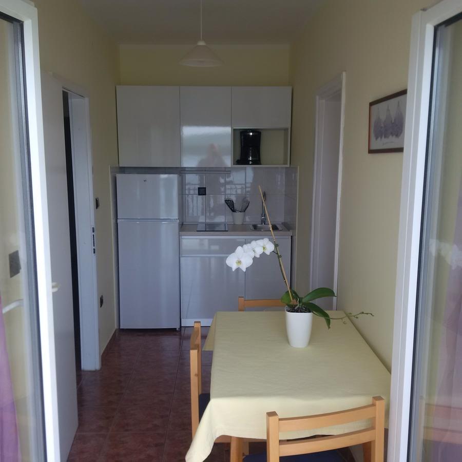 Apartments Pralija Mile Zaboric Exterior photo
